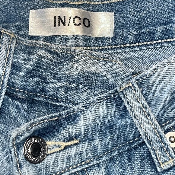 IN/CO CROSSOVER WAIST BUTTON FLY LIGHT WASH BLUE DENIM JEANS -Y2K - SIZE 25 - Picture 2 of 13
